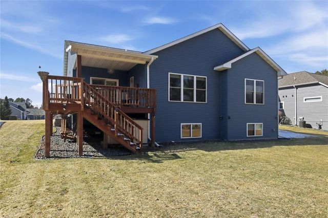 3029 Hidden Meadow Court, Eau Claire, WI 54701