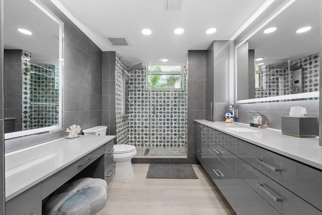 347 N New River Drive 809, Fort Lauderdale, FL 33301