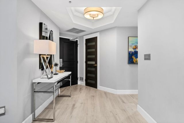 347 N New River Drive 809, Fort Lauderdale, FL 33301