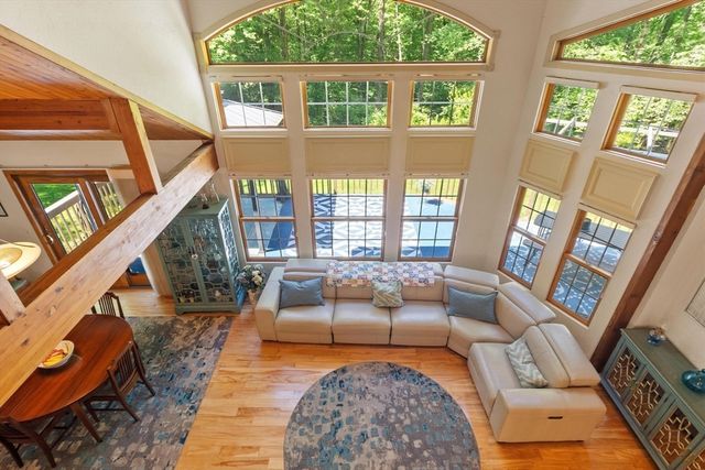 112 Elm St, Auburn, MA 01501