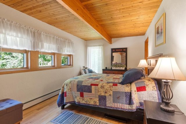 112 Elm St, Auburn, MA 01501