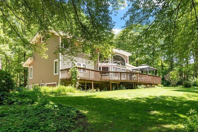112 Elm St, Auburn, MA 01501