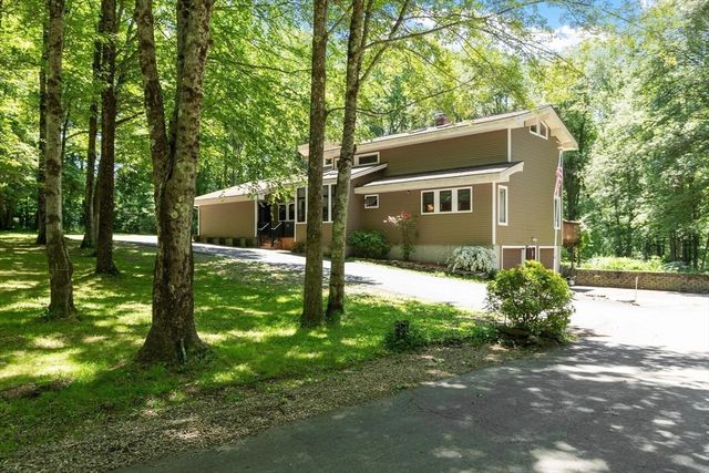 112 Elm St, Auburn, MA 01501