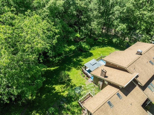 112 Elm St, Auburn, MA 01501