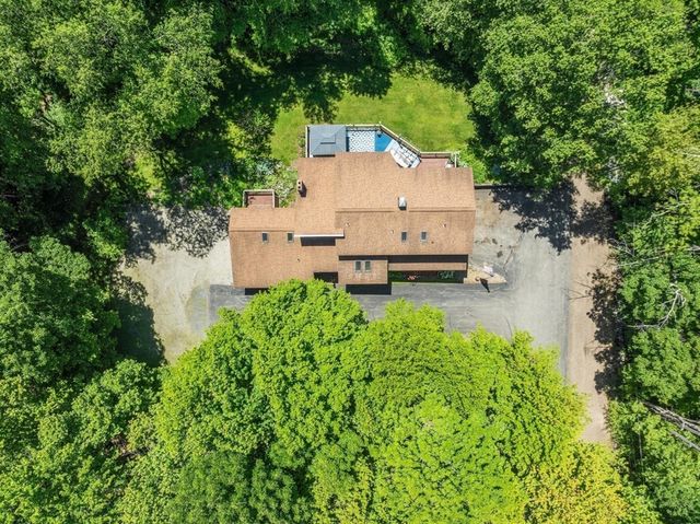 112 Elm St, Auburn, MA 01501