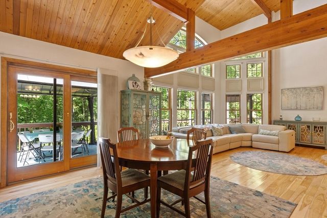 112 Elm St, Auburn, MA 01501