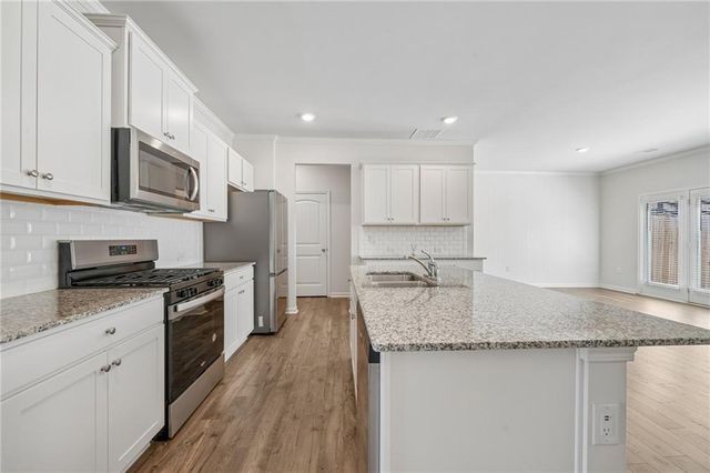 2715 Poppy Court, Buford, GA 30518
