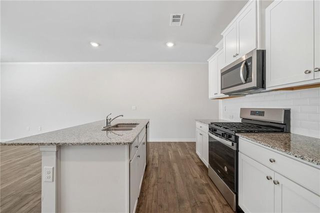 2715 Poppy Court, Buford, GA 30518