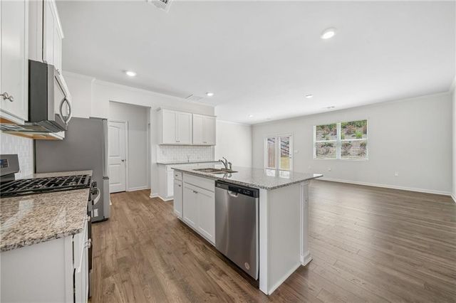 2715 Poppy Court, Buford, GA 30518