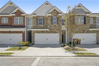 2715 Poppy Court, Buford, GA 30518