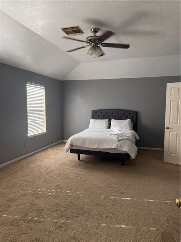 2723 Woodcreek Meadows Lane, Houston, TX 77073