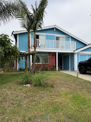1855 N 7th Place, Port Hueneme, CA 93041