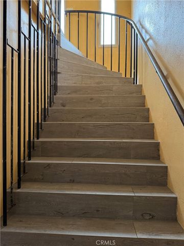 1855 N 7th Place, Port Hueneme, CA 93041
