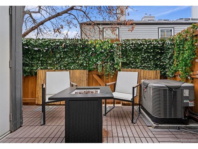 1899 Newland Ct, Lakewood, CO 80214