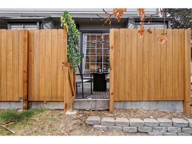 1899 Newland Ct, Lakewood, CO 80214