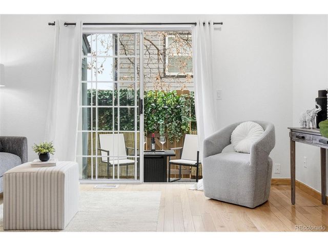 1899 Newland Ct, Lakewood, CO 80214