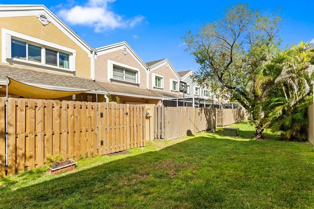 12286 NW 14th Street, Pembroke Pines, FL 33026