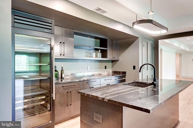 6634 BRAWNER ST, Mclean, VA 22101