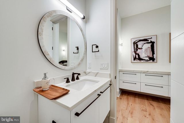 6634 BRAWNER ST, Mclean, VA 22101