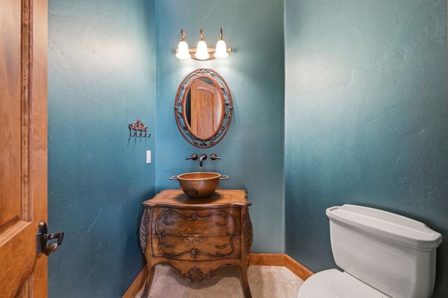 9965 Spyglass Cir, Auburn, CA 95602