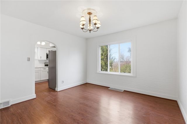 240 Ridgewood Ave, West View, PA 15229