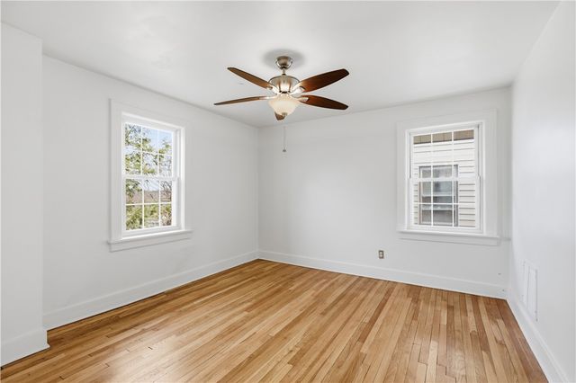 240 Ridgewood Ave, West View, PA 15229