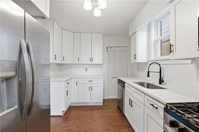 240 Ridgewood Ave, West View, PA 15229