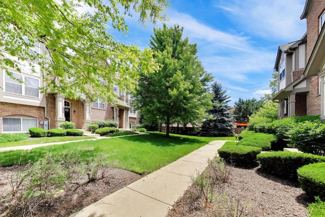 124 Rosehall Drive, Lake Zurich, IL 60047