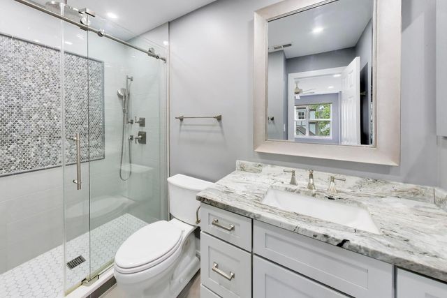 124 Rosehall Drive, Lake Zurich, IL 60047