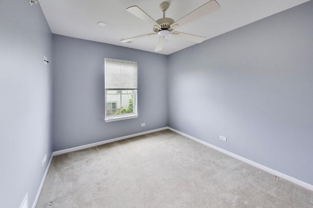 124 Rosehall Drive, Lake Zurich, IL 60047
