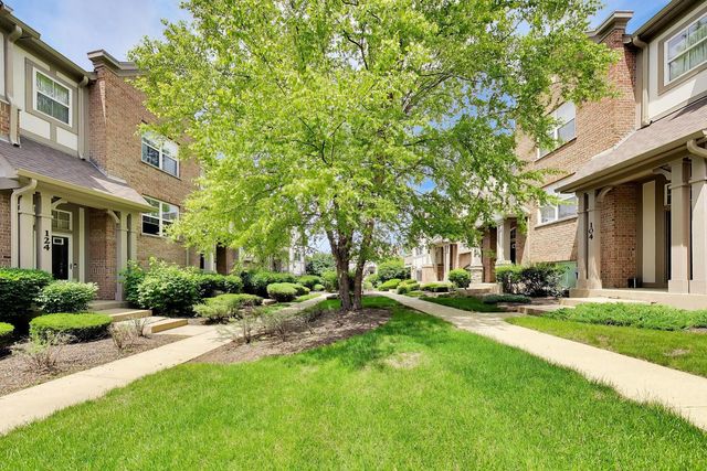 124 Rosehall Drive, Lake Zurich, IL 60047