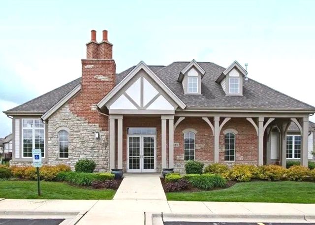 124 Rosehall Drive, Lake Zurich, IL 60047
