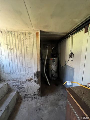 44 Scudder Street, Garfield, NJ 07026