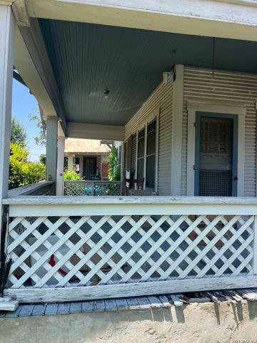711 Kayton, San Antonio, TX 78210