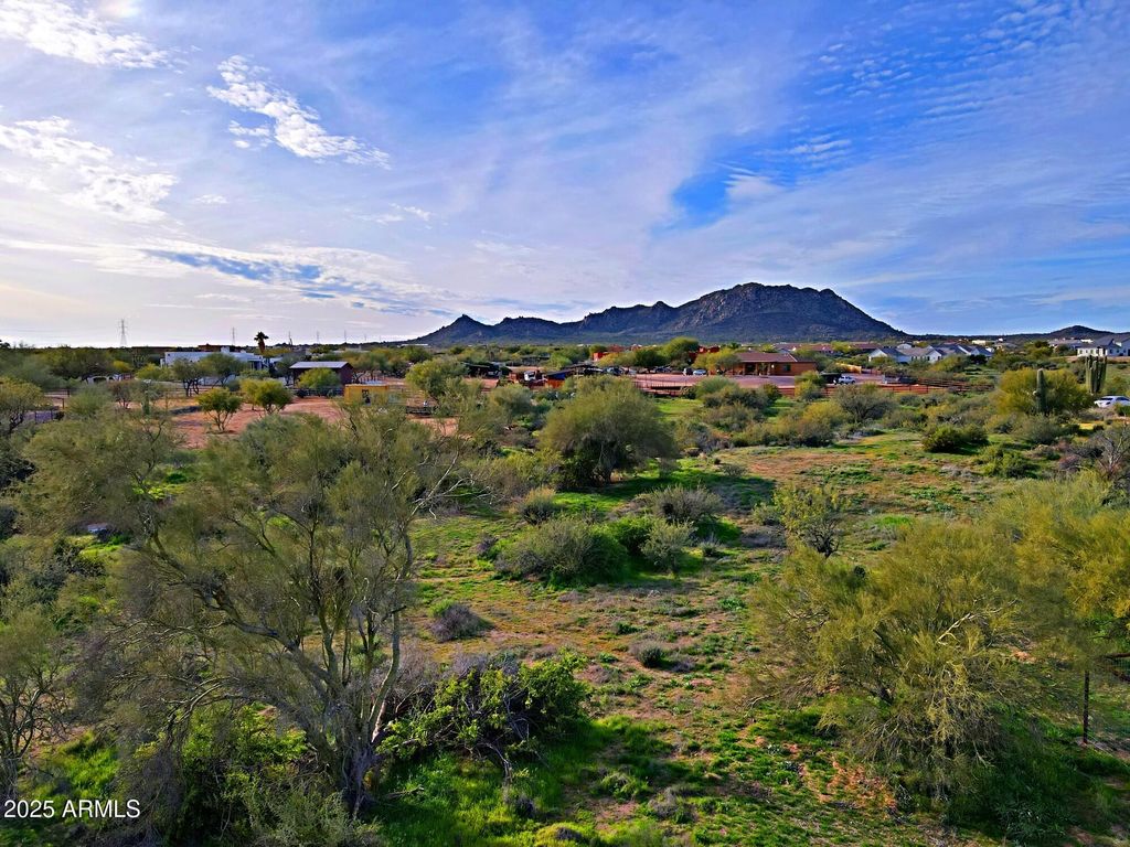 Image 12 of property listing at 1.7 acres N 144 Street 3, Scottsdale, AZ 85262