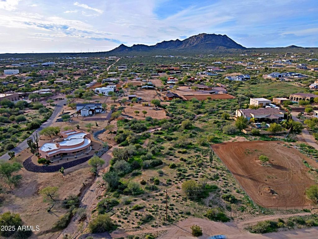 Image 4 of property listing at 1.7 acres N 144 Street 3, Scottsdale, AZ 85262