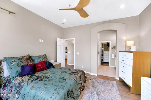 16600 N THOMPSON PEAK Parkway 2060, Scottsdale, AZ 85260