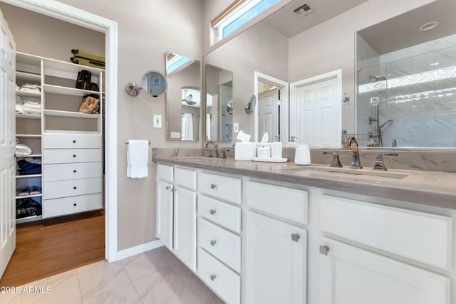 16600 N THOMPSON PEAK Parkway 2060, Scottsdale, AZ 85260