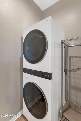 16600 N THOMPSON PEAK Parkway 2060, Scottsdale, AZ 85260