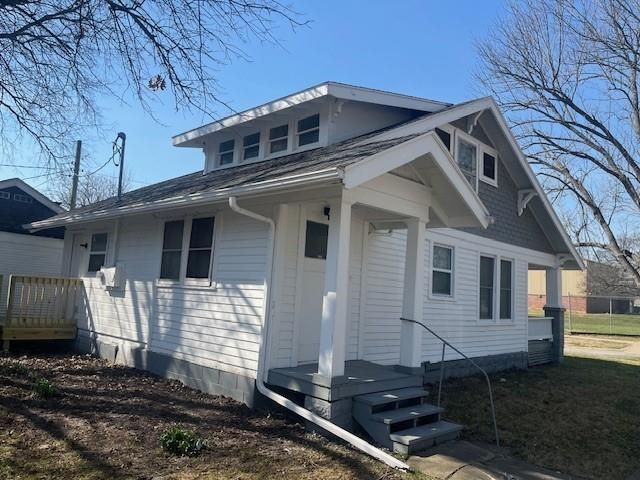 325 Brown Avenue, Osawatomie, KS 66064