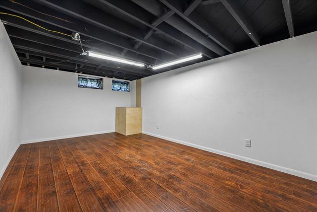 8801 W Lawn AVENUE, Milwaukee, WI 53225