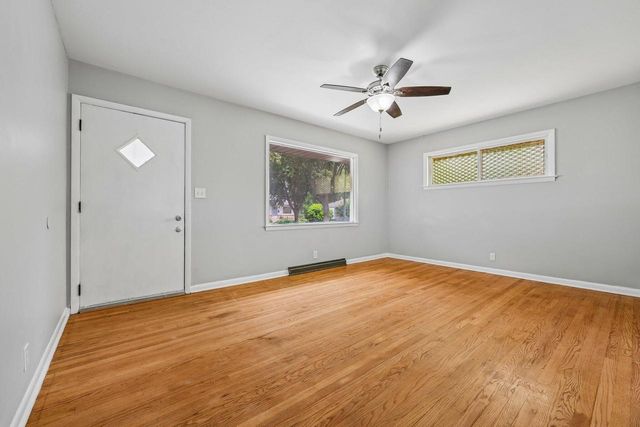 8801 W Lawn AVENUE, Milwaukee, WI 53225