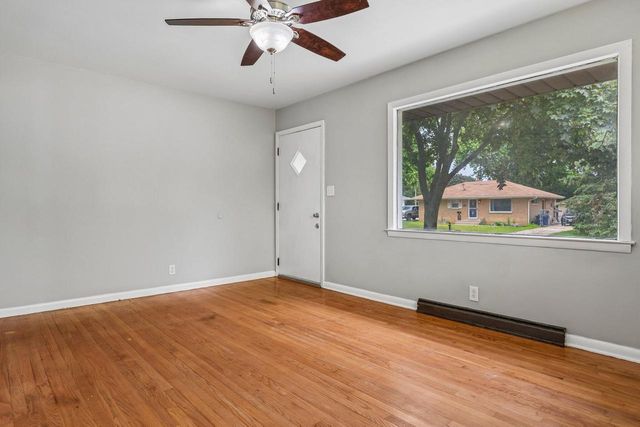 8801 W Lawn AVENUE, Milwaukee, WI 53225