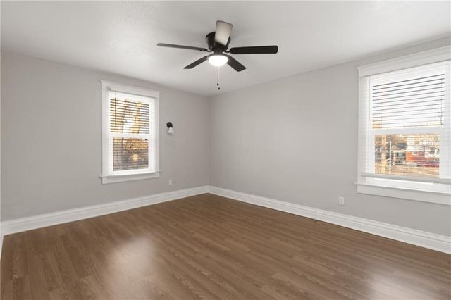2961 Lockridge Avenue, Kansas City, MO 64128
