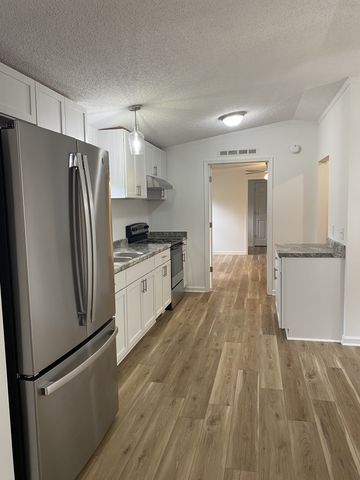 404B Dorris Rd, Portland, TN 37148