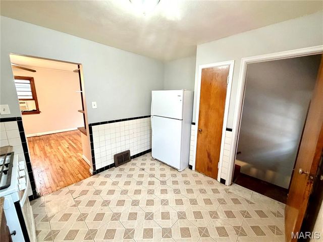 4415 Stivers Street, Northwoods, MO 63121