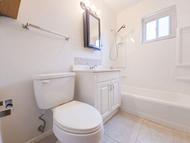9222 Aztec Road NE, Albuquerque, NM 87111