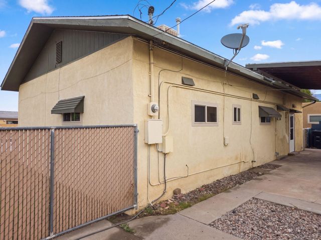 9222 Aztec Road NE, Albuquerque, NM 87111