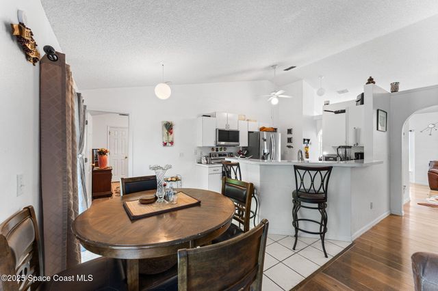 398 Taunton Road SW, Palm Bay, FL 32908