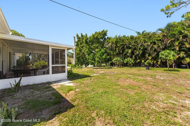 398 Taunton Road SW, Palm Bay, FL 32908